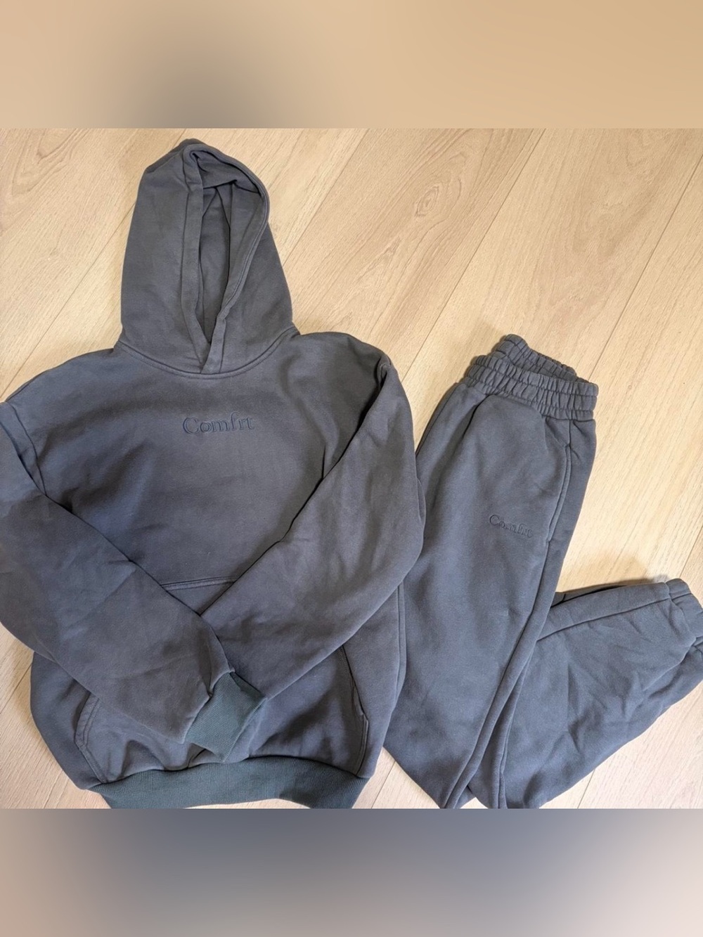 Dark Gray Comfrt Set